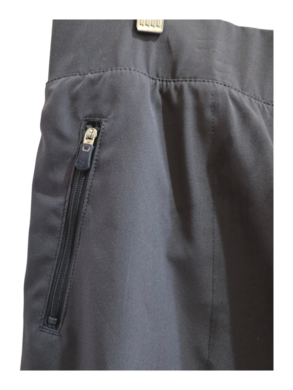Women’s Performance Skort in Dark Gray - Picture 3 of 4